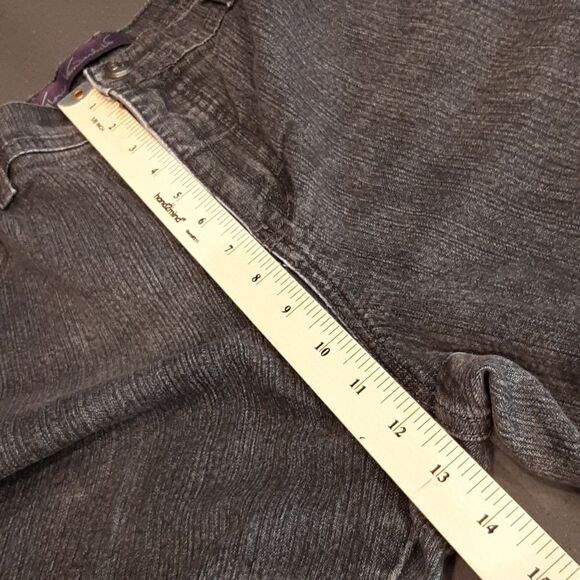 Gloria Vanderbilt Gray Amanda Jeans - Picture 10 of 11